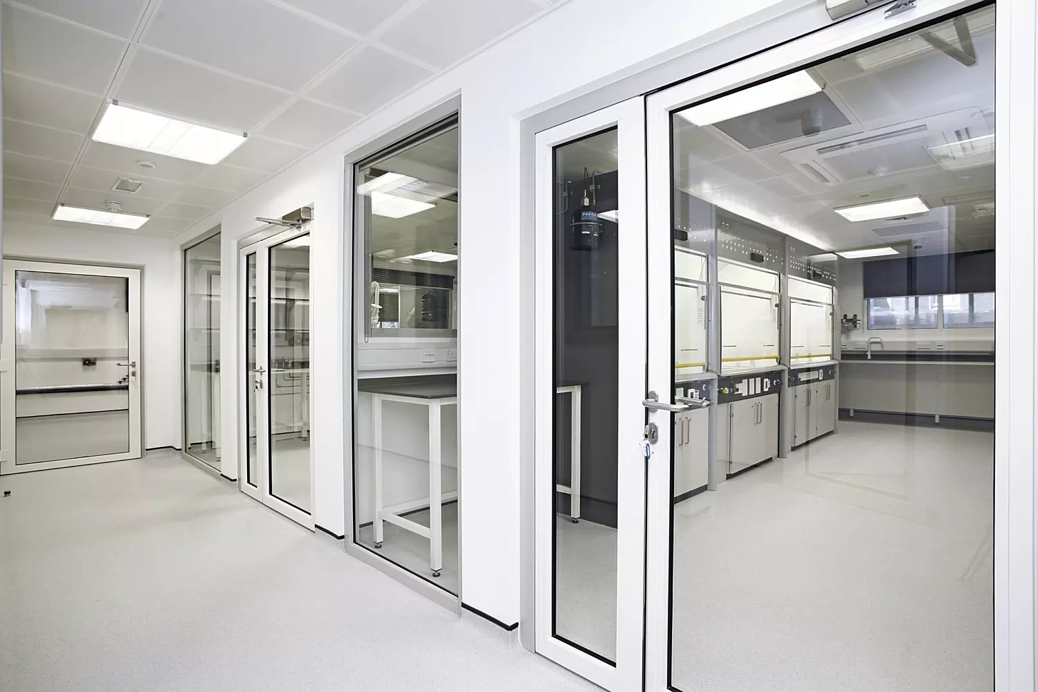 Glazed labs in London