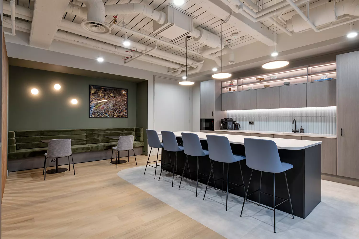 Office teapoint at Arctos