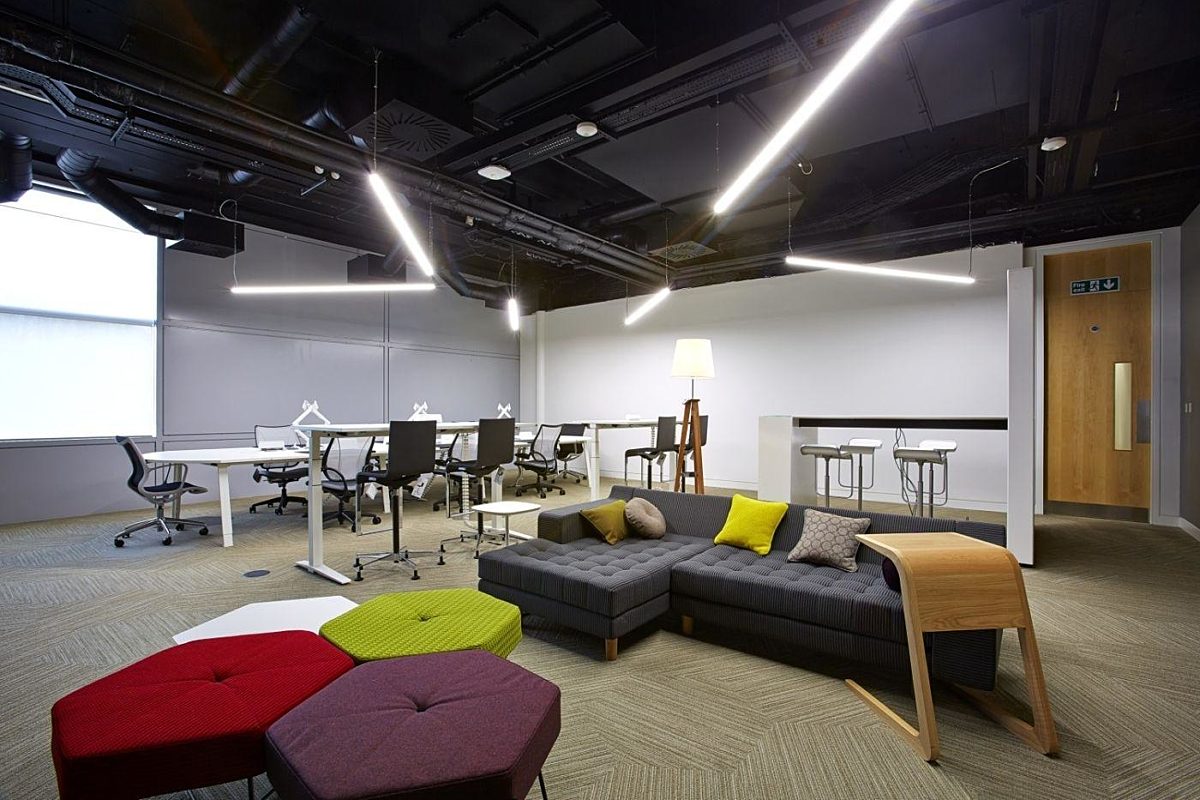 Astra Zeneca collaborative workspace fit out