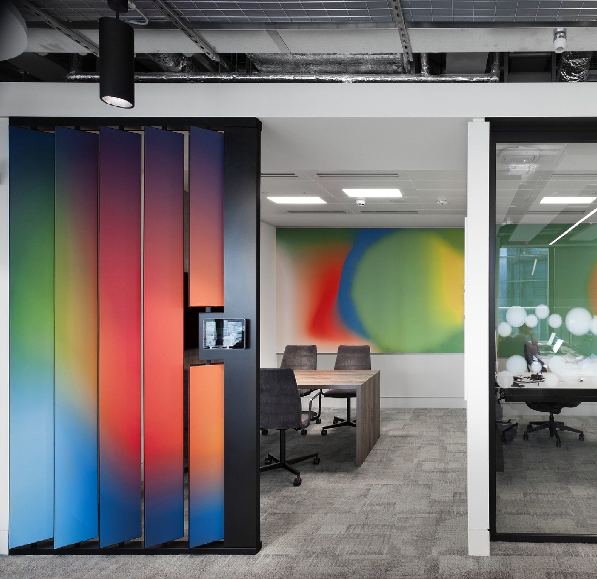 deloitte-colourful meeting space