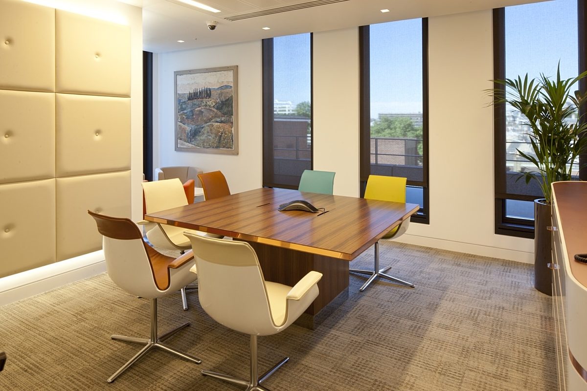 Freshfields meeting room fit out