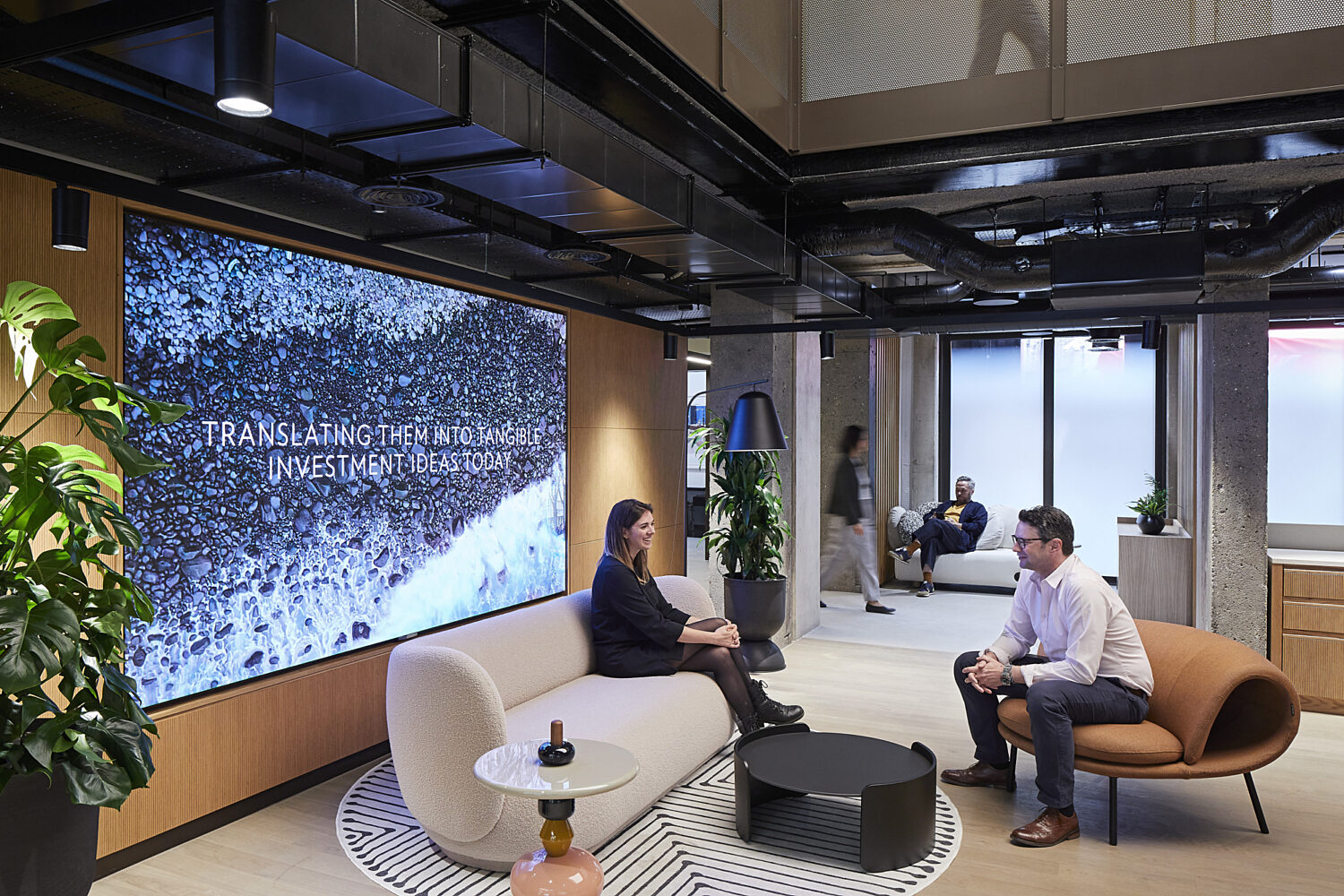Informal meeting space at Julius Bär