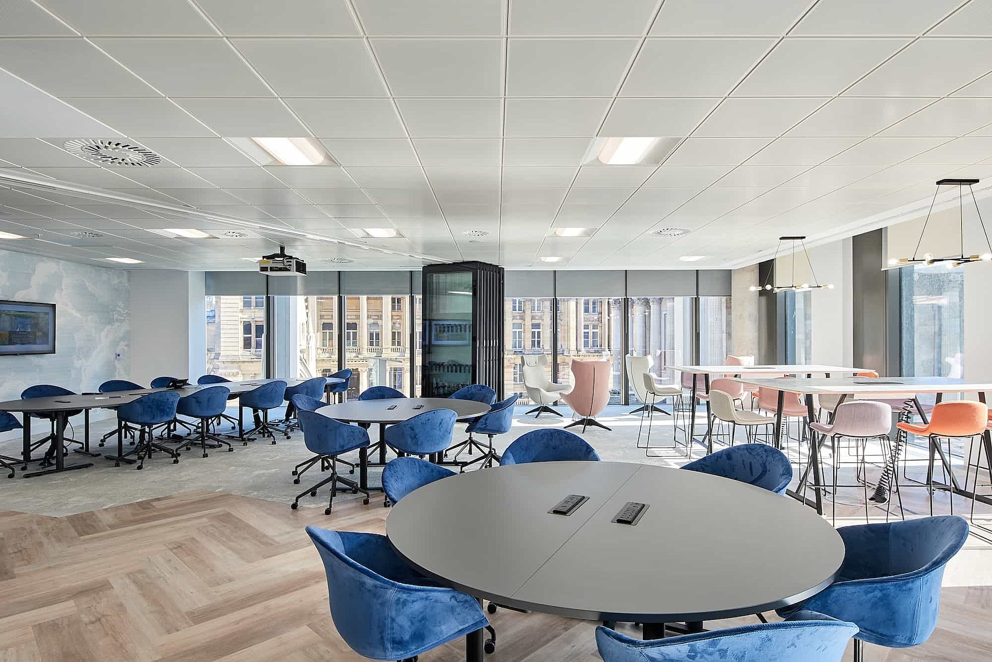 Mazars-open plan office design and fit out