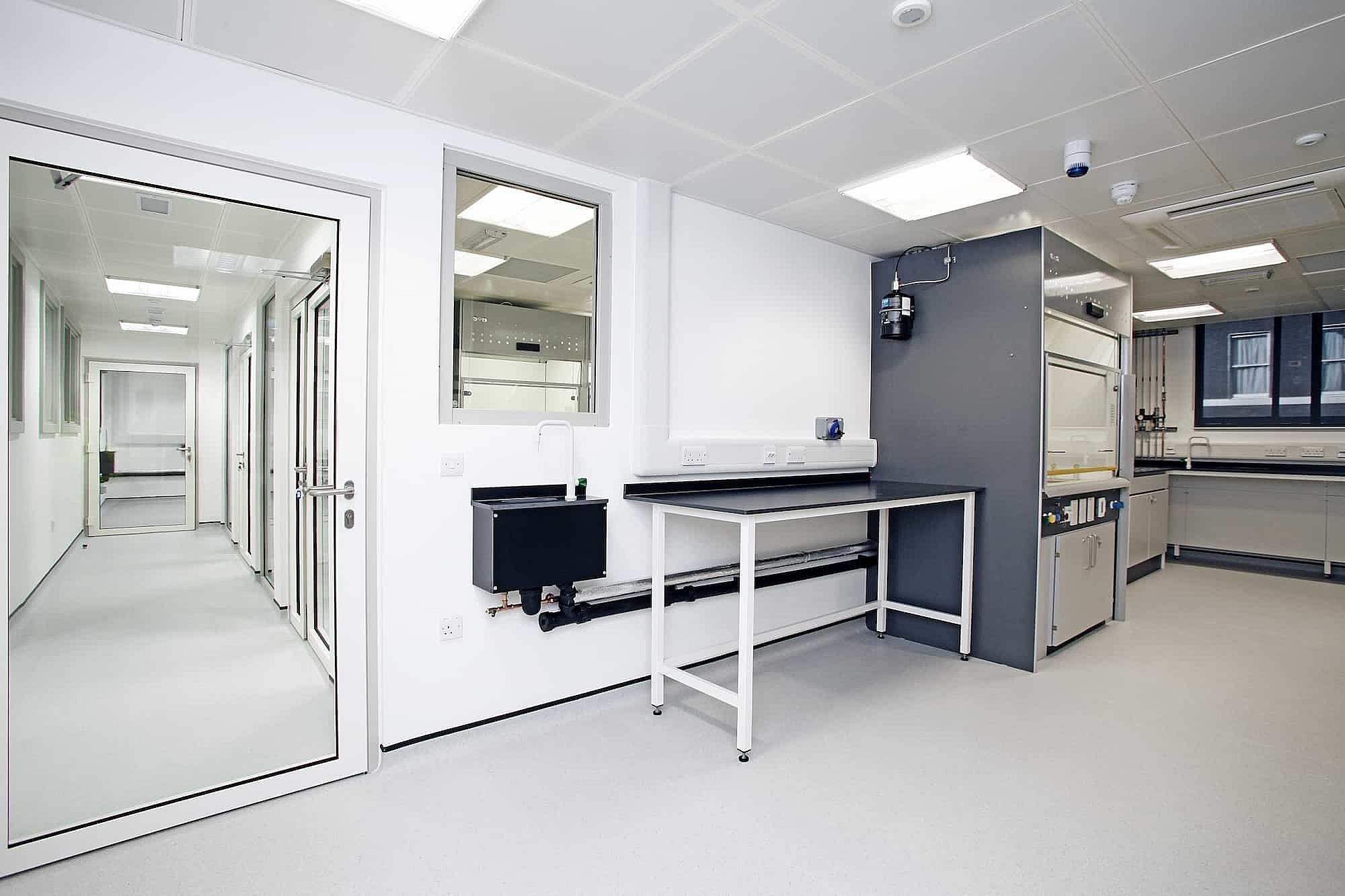 UCL laboratory fit out