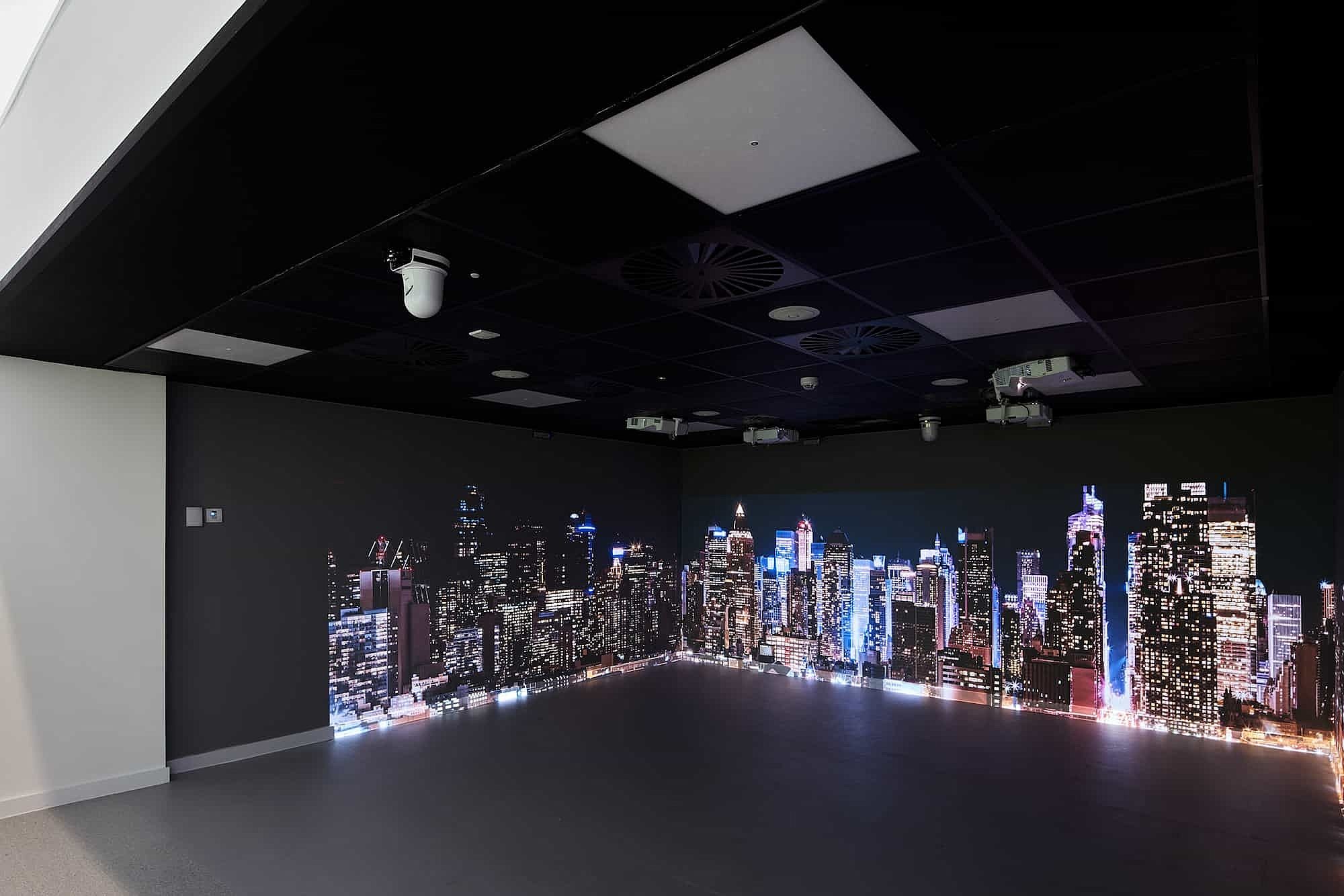 Immersive reality suite fit out