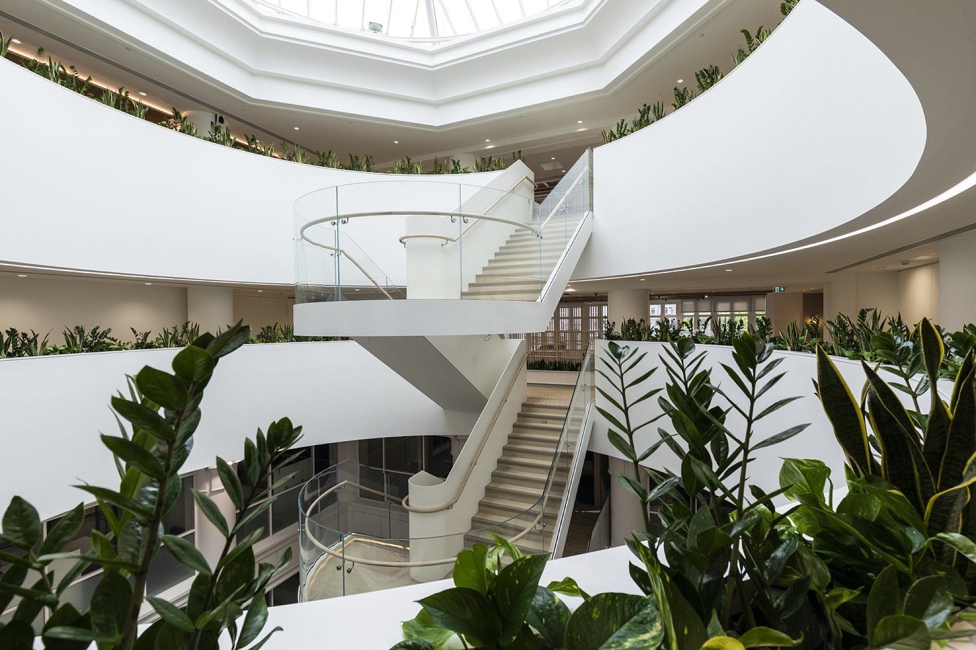 BCLLP feature staircase in atrium of london fit out